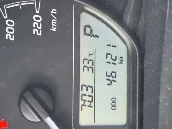 Utilizat 2017 Toyota Yaris Hybrid Hatchback | 13.999 EUR (Preț OK) - Imagine 1/4