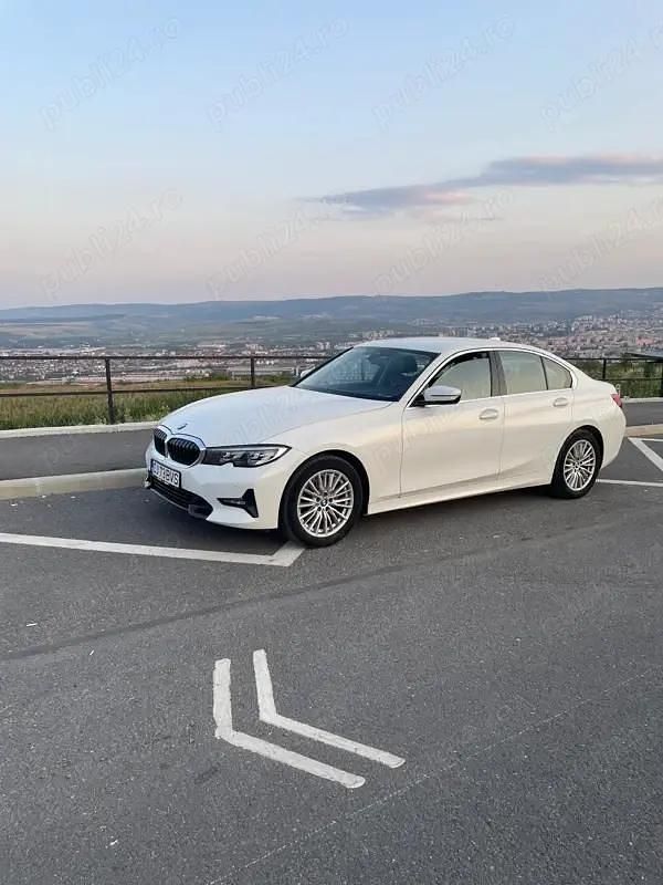Utilizat 2020 BMW 318 Berlinǎ | 28.700 EUR - Imagine 1/4