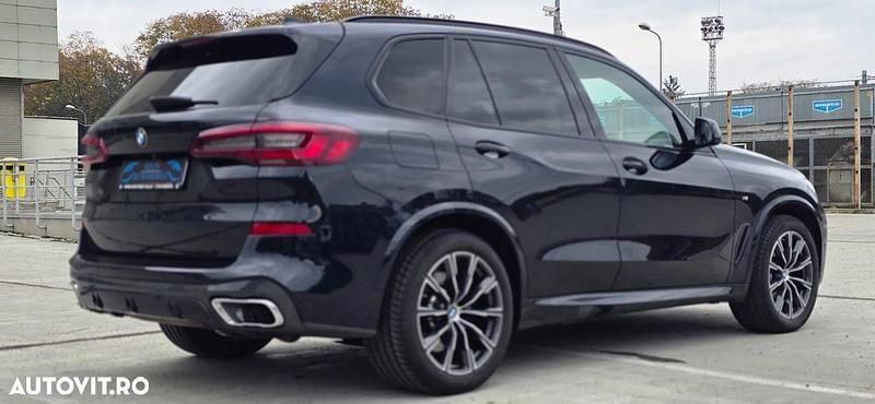 Second-hand BMW X5 Comfort Edition 394 CP (289 kW) 2021 Culoarenegru SUV
