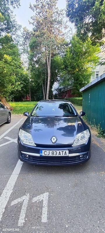Culoaregri Utilizat 2010 Renault Laguna III Hatchback | 3.900 EUR (Preț OK) - Imagine 1/4