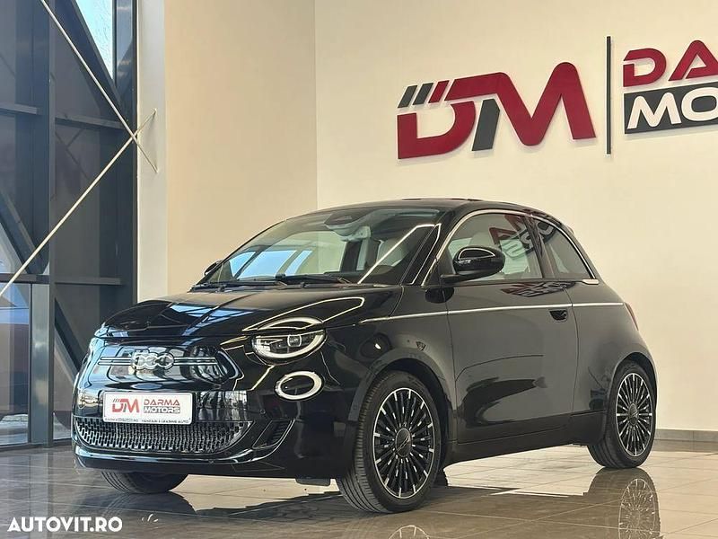 Second-hand Fiat 500e La Prima 86 kW (118 CP) 2023 Culoarenegru Cabrio