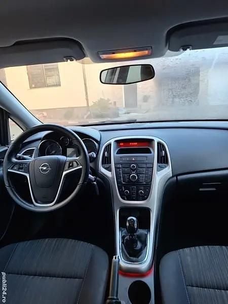 Utilizat 2011 Opel Astra Berlinǎ | 3.700 EUR (Preț OK) - Imagine 1/4