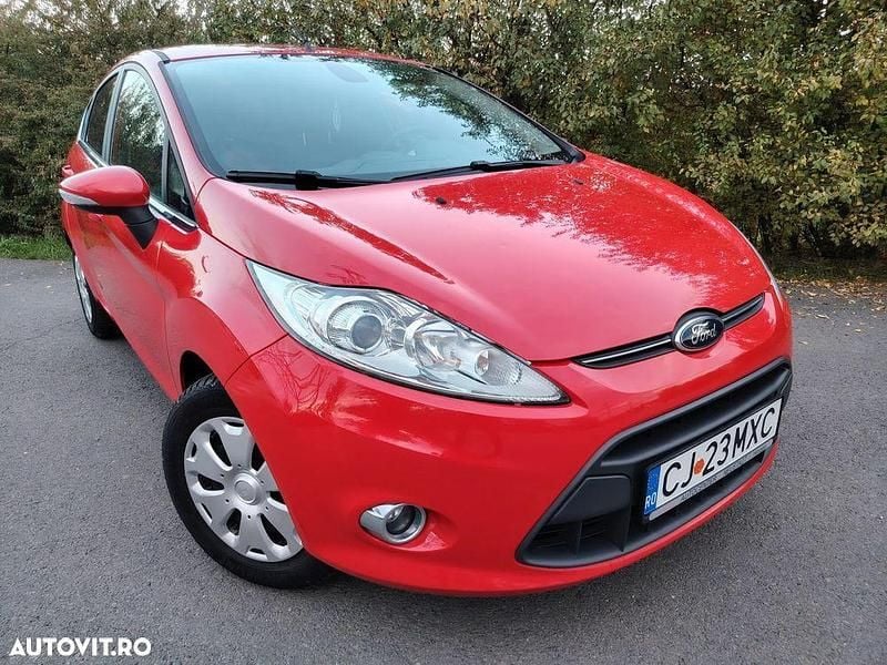 Culoarerosu Utilizat 2012 Ford Fiesta Titanium Hatchback | 5.650 EUR (Scump) - Imagine 1/4