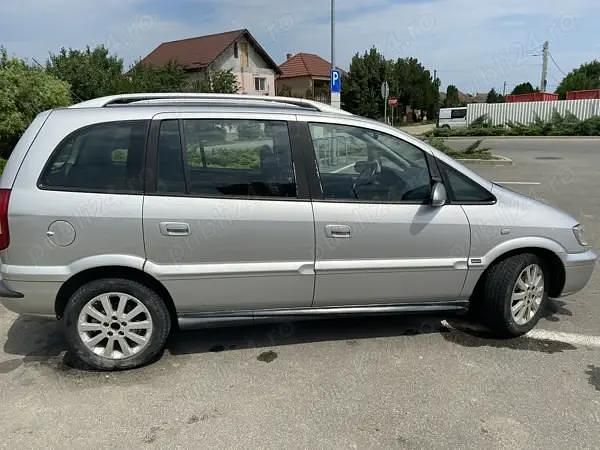 Second-hand Opel Zafira Elegance 97 CP (71 kW) 2004 Gri Monovolum