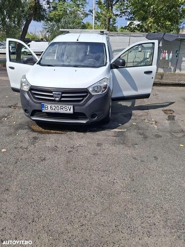 Alb Utilizat 2016 Dacia Dokker Lauréate Van | 5.700 EUR (Preț bun) - Imagine 1/4