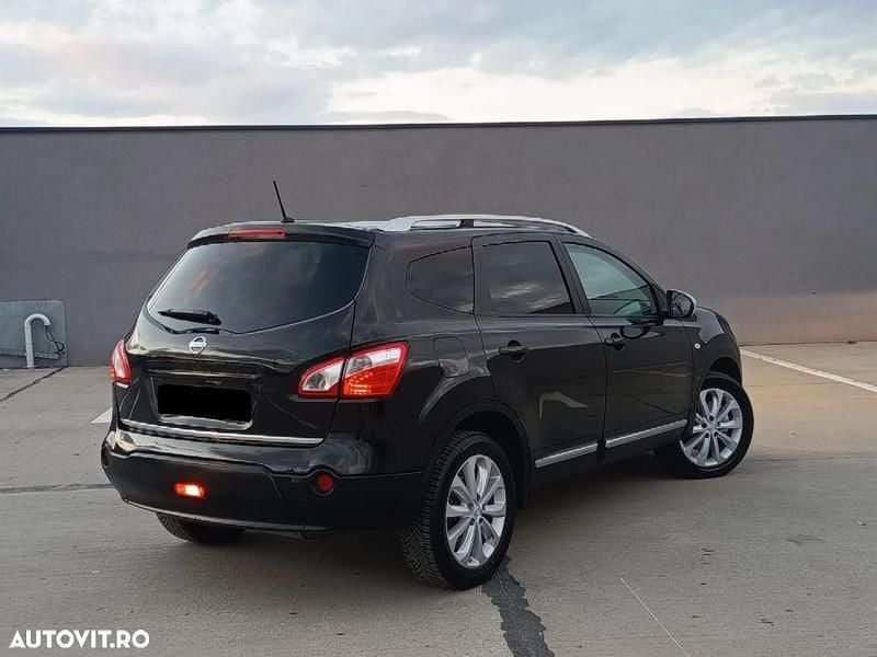 Second-hand Nissan Qashqai +2 130 CP (95 kW) 2013 Culoarenegru SUV