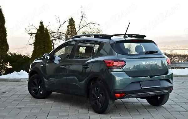 Second-hand Dacia Sandero Stepway 100 CP (73 kW) 2025 Verde Hatchback