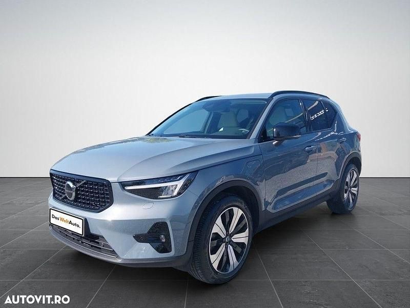 Gri Utilizat 2023 Volvo XC40 Ultimate SUV | 42.500 EUR - Imagine 1/4