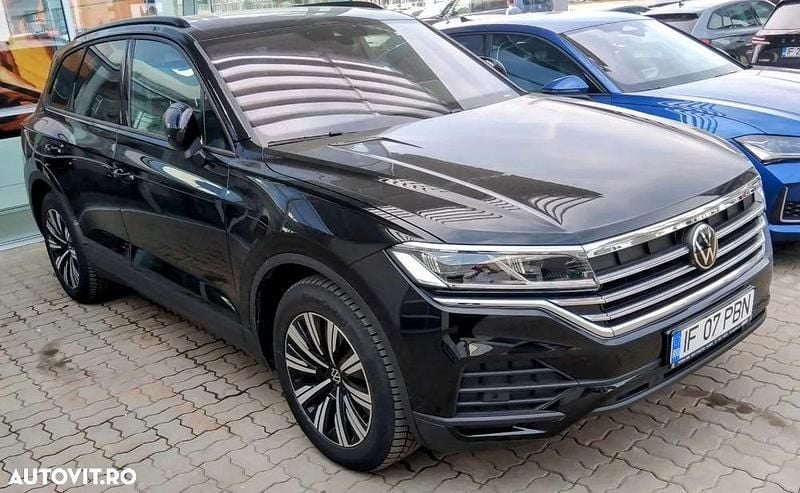 Culoarenegru Utilizat 2024 VW Touareg Style SUV | 49.500 EUR (Preț OK) - Imagine 1/4