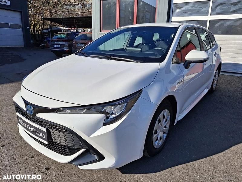 Second-hand Toyota Corolla Eco 122 CP (89 kW) 2020 Culoarealb Break
