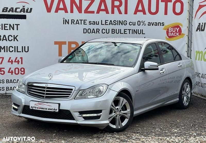 Culoareargint Utilizat 2012 Mercedes C180 Berlinǎ | 8.800 EUR (Preț OK) - Imagine 1/4