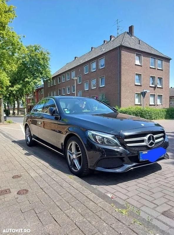 Culoarenegru Utilizat 2016 Mercedes C250 Avantgarde Berlinǎ | 19.500 EUR (Preț OK) - Imagine 1/4