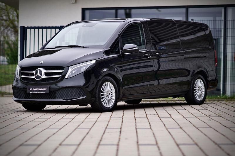 Utilizat 2023 Mercedes V300 Edition Monovolum | 65.893 EUR (Preț OK) - Imagine 1/1