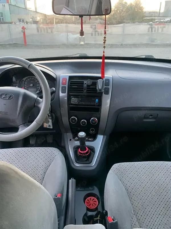 Utilizat 2005 Hyundai Tucson SUV | 2.200 EUR (Scump) - Imagine 1/4
