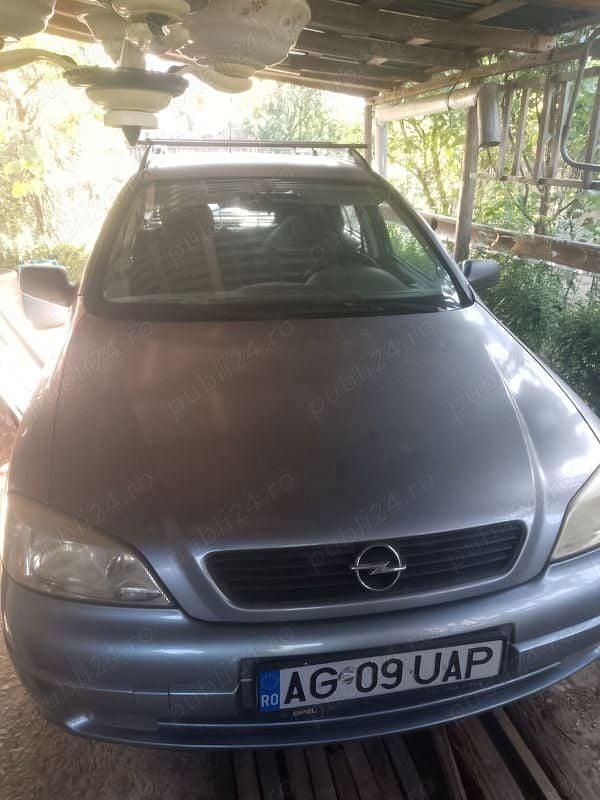Gri Utilizat 2008 Opel Astra Break | 3.150 EUR (Puțin scump) - Imagine 1/4