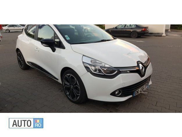 Alb Utilizat 2015 Renault Clio IV Hatchback | 6.150 EUR (Preț OK) - Imagine 1/4