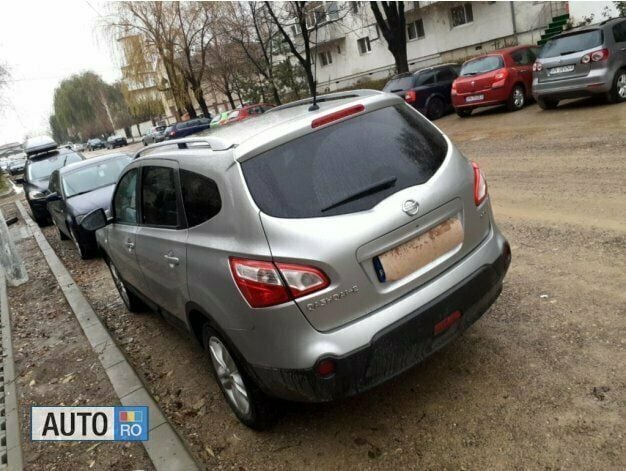Second-hand Nissan Qashqai 110 CP (80 kW) 2013 Gri SUV