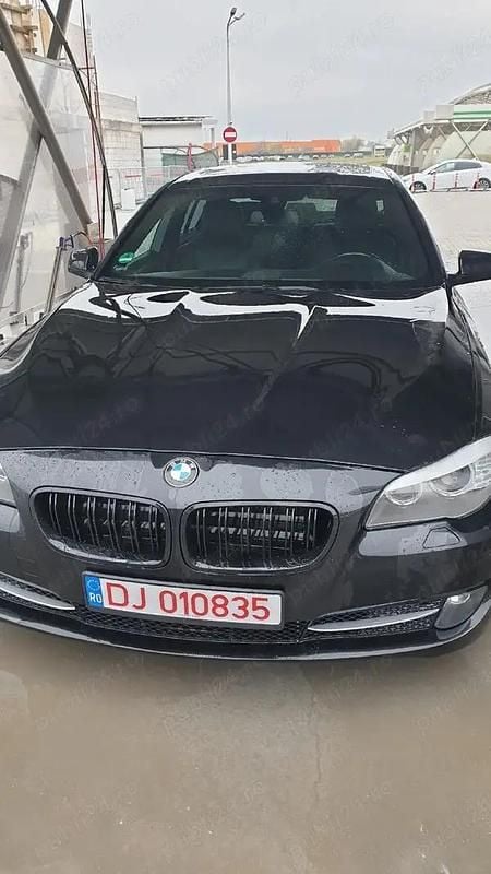 Second-hand BMW 525 218 CP (160 kW) 2013 Berlinǎ