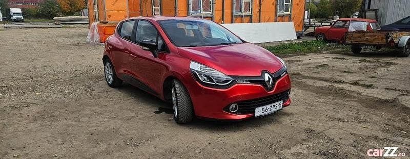 Utilizat 2013 Renault Clio IV | 4.550 EUR (Preț OK) - Imagine 1/4