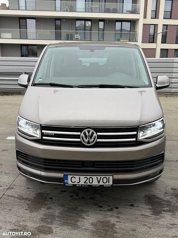 Second-hand VW Multivan 150 CP (110 kW) 2016 Galbeuriu Van