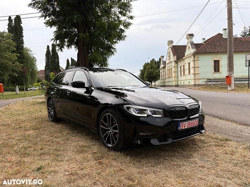 Culoarenegru Utilizat 2020 BMW 320 Sport Line Break | 22.900 EUR (Preț OK) - Imagine 1/4
