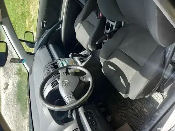 Utilizat 2005 Toyota Corolla Verso Monovolum | 2.450 EUR - Imagine 1/4