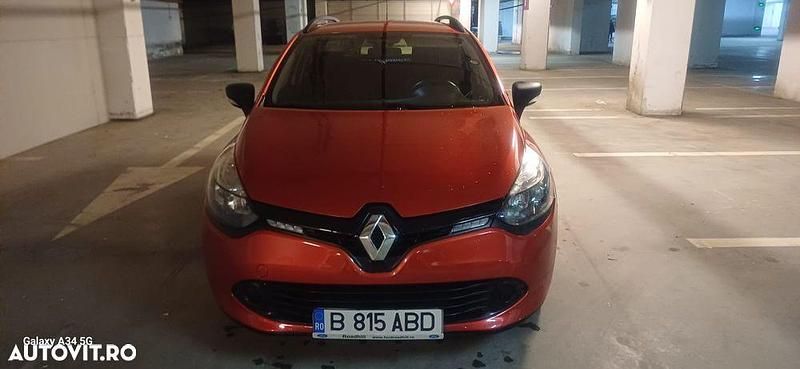 Second-hand Renault Clio GrandTour Life 73 CP (53 kW) 2015 Culoarerosu Break