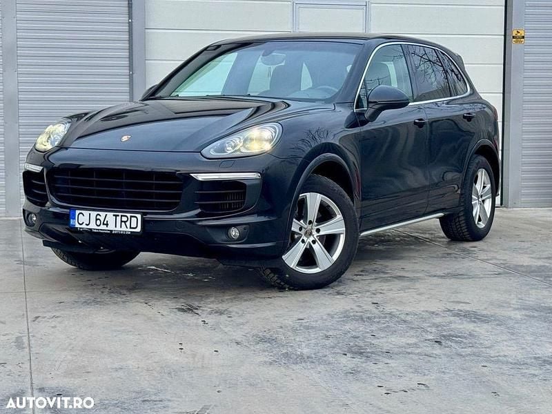 Second-hand Porsche Cayenne 245 CP (180 kW) 2016 Culoarenegru SUV