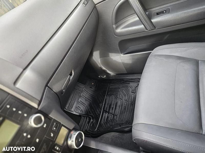 Culoareargint Utilizat 2007 VW Touareg SUV | 4.100 EUR (Super Preț) - Imagine 1/4