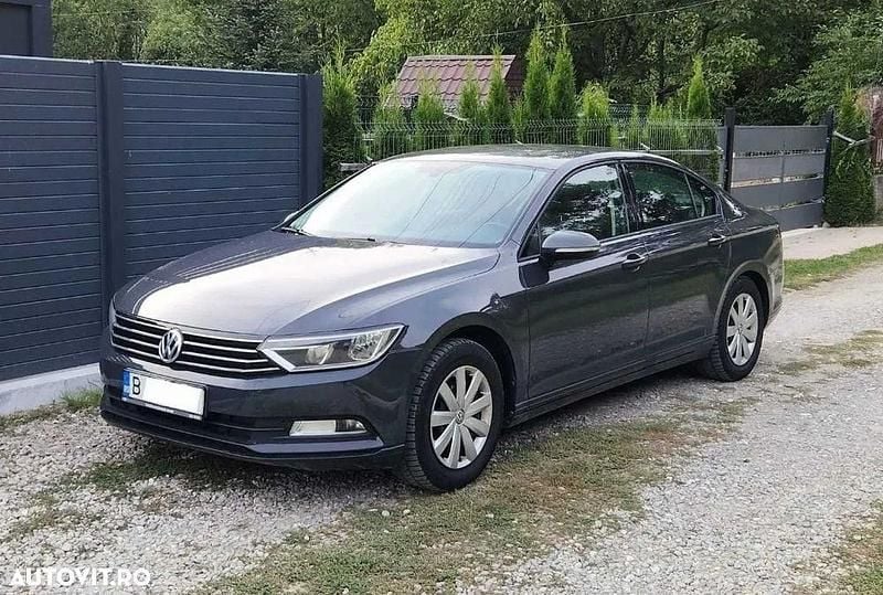 Culoaregri Utilizat 2015 VW Passat Berlinǎ | 10.200 EUR (Preț bun) - Imagine 1/4