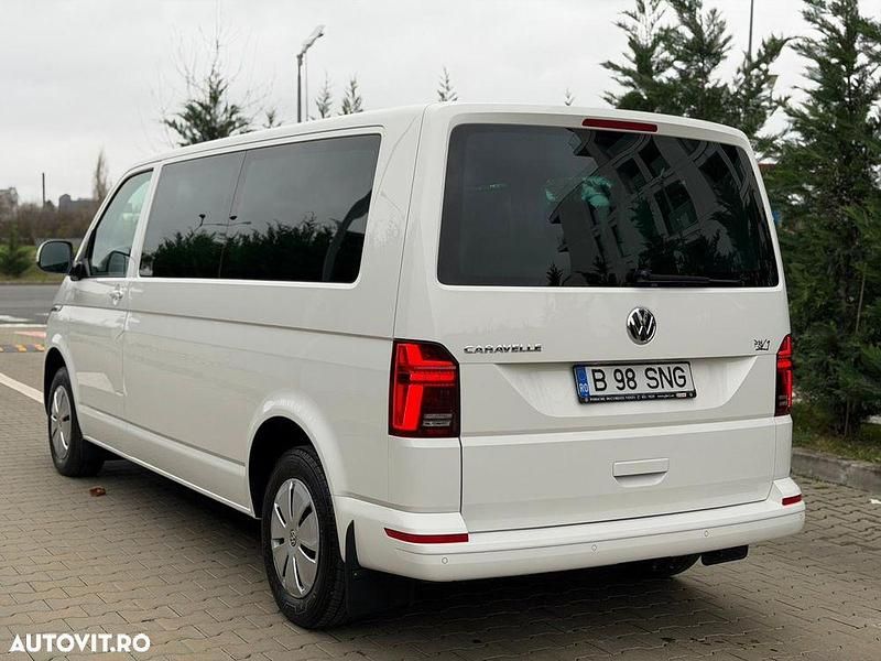 Second-hand VW Caravelle Comfortline 150 CP (110 kW) 2024 Culoarealb Monovolum