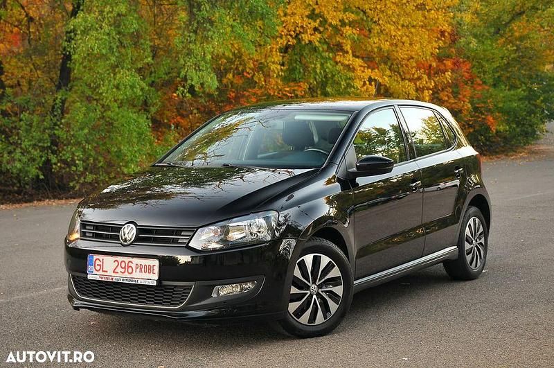 Second-hand VW Polo LOUNGE 75 CP (55 kW) 2015 Culoarenegru