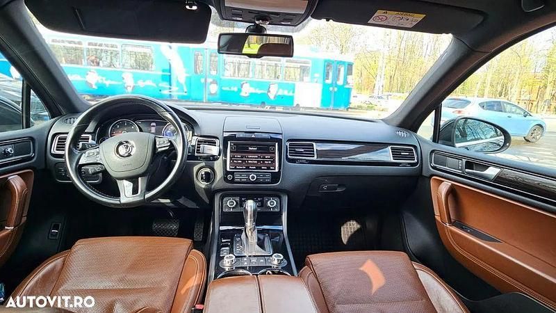 Albastru Utilizat 2014 VW Touareg SUV | 12.400 EUR (Preț OK) - Imagine 1/3