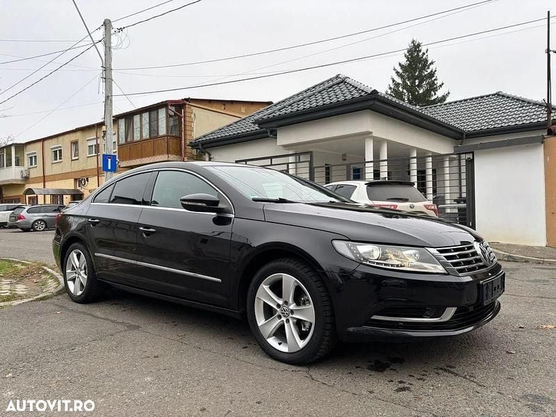 Culoarenegru Utilizat 2013 VW Passat Berlinǎ | 6.999 EUR (Preț OK) - Imagine 1/4