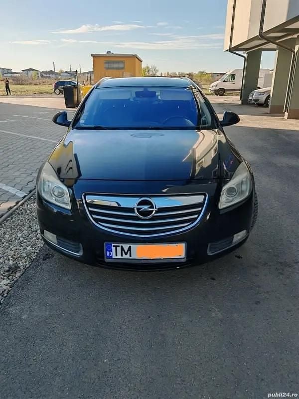 Negru Utilizat 2010 Opel Insignia Break | 3.300 EUR (Preț OK) - Imagine 1/4