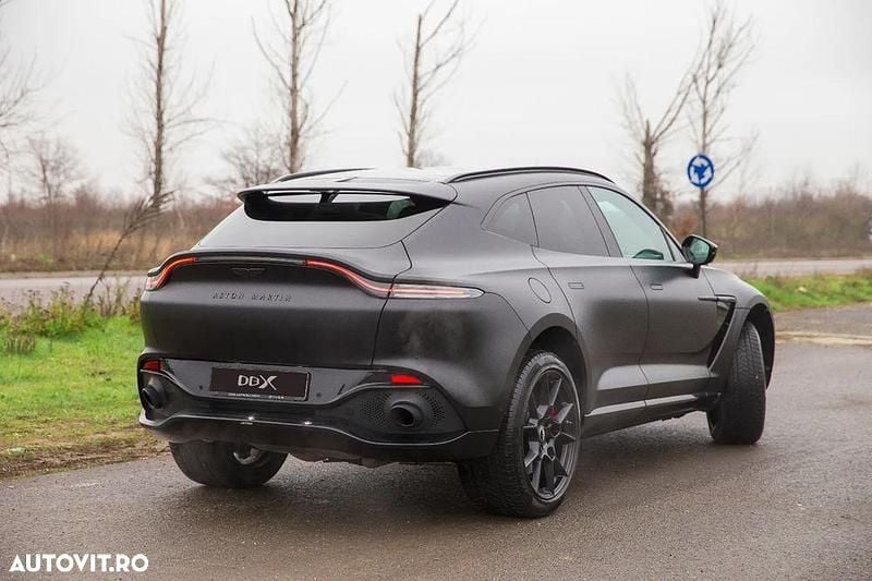 Second-hand Aston Martin DBX 550 CP (404 kW) 2021 Culoarenegru SUV