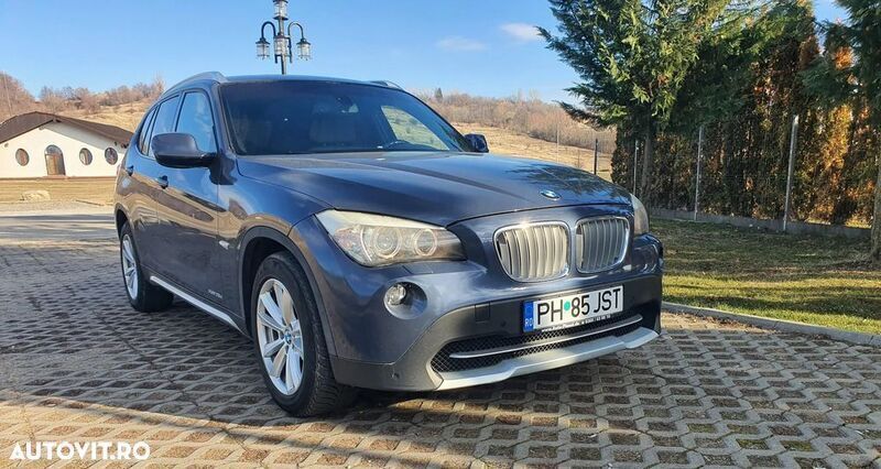 Albastru Utilizat 2011 BMW X1 SUV | 8.400 EUR (Preț bun) - Imagine 1/4