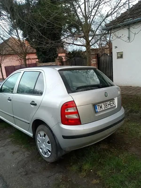 Utilizat 2000 Skoda Fabia SE Break | 1.000 EUR (Preț bun) - Imagine 1/4