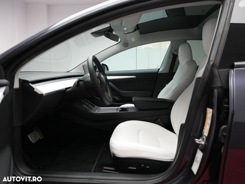 Second-hand Tesla Model 3 376 kW (512 CP) 2021 Gri Berlinǎ