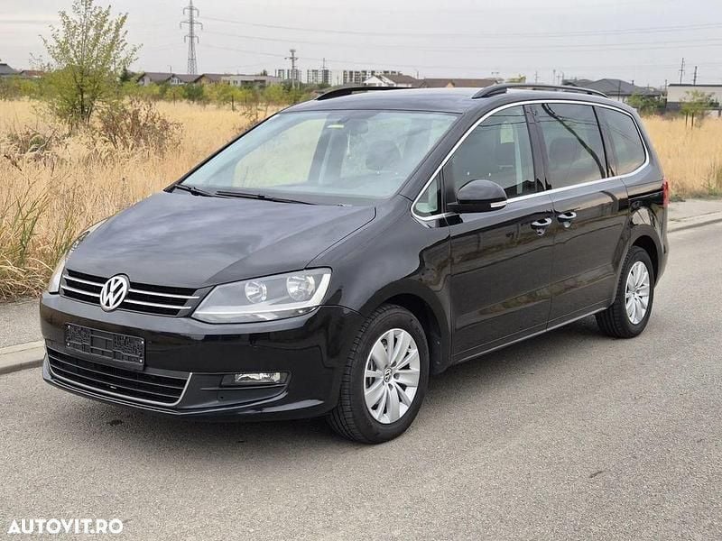 Culoarenegru Utilizat 2011 VW Sharan Highline Monovolum | 7.000 EUR (Preț bun) - Imagine 1/4