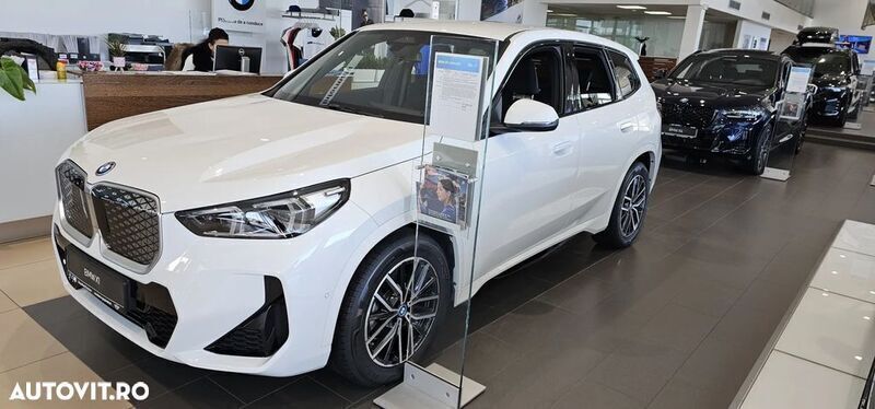 Alb Nouă 2024 BMW iX1 M Sport SUV | 47.795 EUR (Scump) - Imagine 1/4