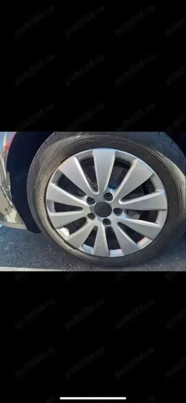 Second-hand VW Passat 140 CP (102 kW) 2010 Gri Berlinǎ