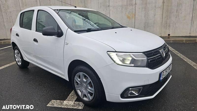 Culoarealb Utilizat 2019 Dacia Sandero | 5.000 EUR (Preț bun) - Imagine 1/4