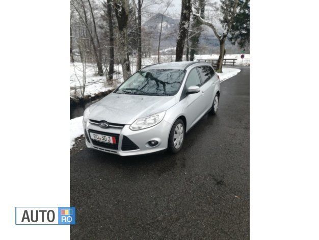 Second-hand Ford Focus 116 CP (85 kW) 2011 Argintiu Break
