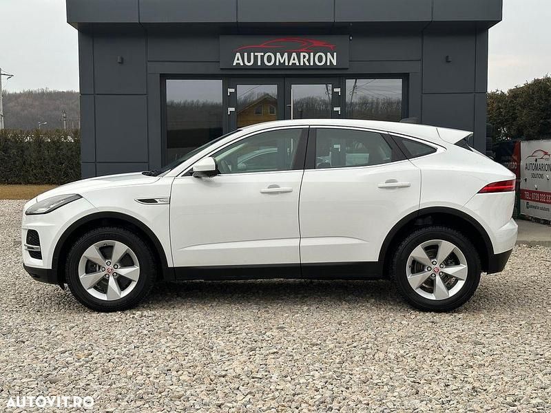 Second-hand Jaguar E-Pace R-Dynamic 163 CP (119 kW) 2021 Culoarealb SUV