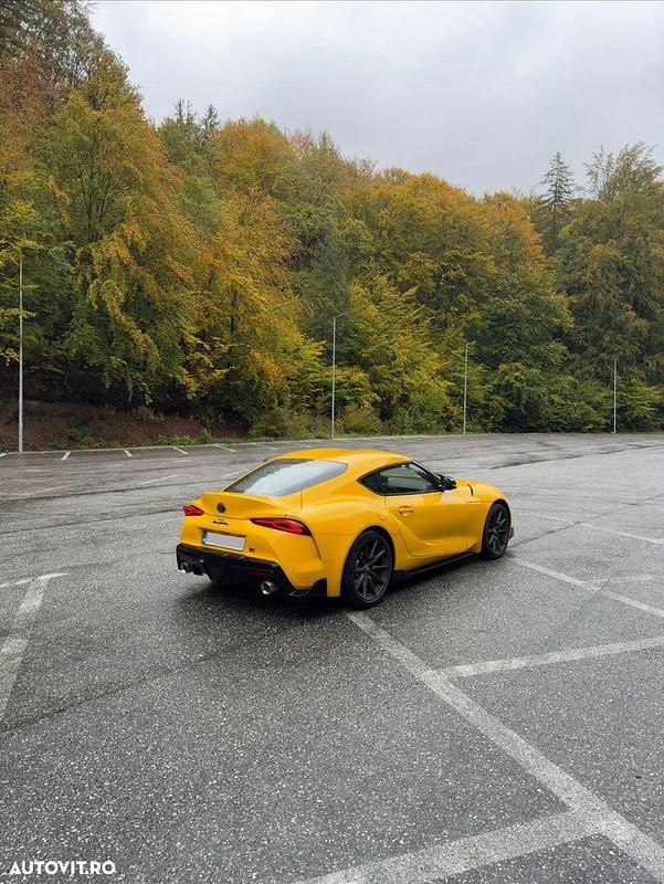 Second-hand Toyota Supra 340 CP (250 kW) 2023 Culoaregalbeuriu Coupe