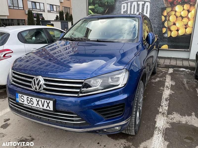 Second-hand VW Touareg 262 CP (192 kW) 2016 Culoarealbastru SUV