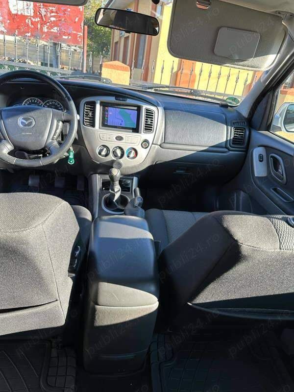 Utilizat 2005 Mazda Tribute SUV | 5.500 EUR - Imagine 1/4