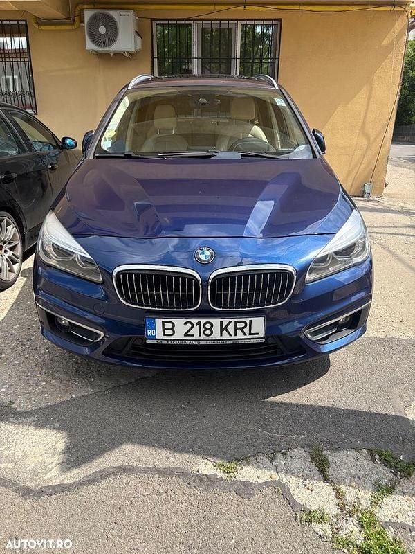 Culoarealbastru Utilizat 2015 BMW 218 Gran Tourer Luxury Line Monovolum | 8.900 EUR - Imagine 1/4