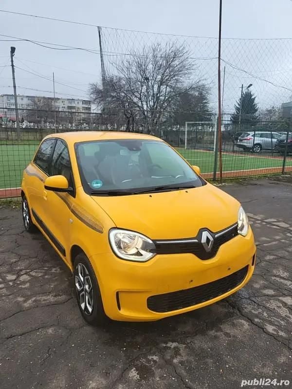 Second-hand Renault Twingo 71 CP (52 kW) 2020 Hatchback